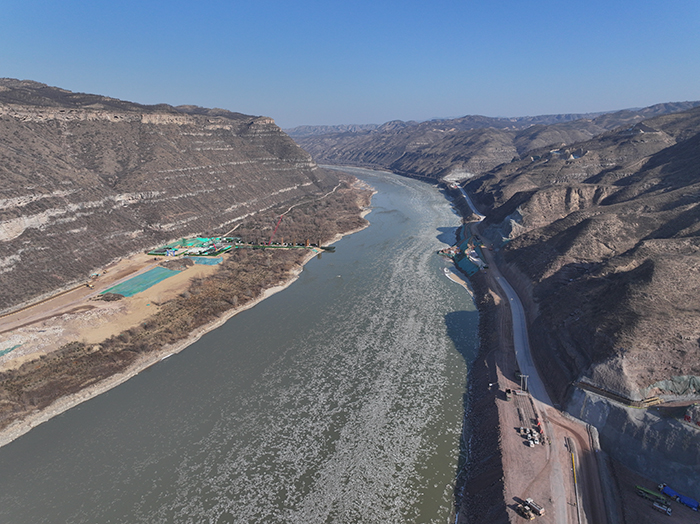 晋陕峡谷施工现场 林渊 摄.jpg